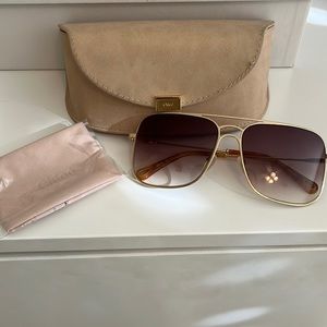 NWOT Chloe Aviators